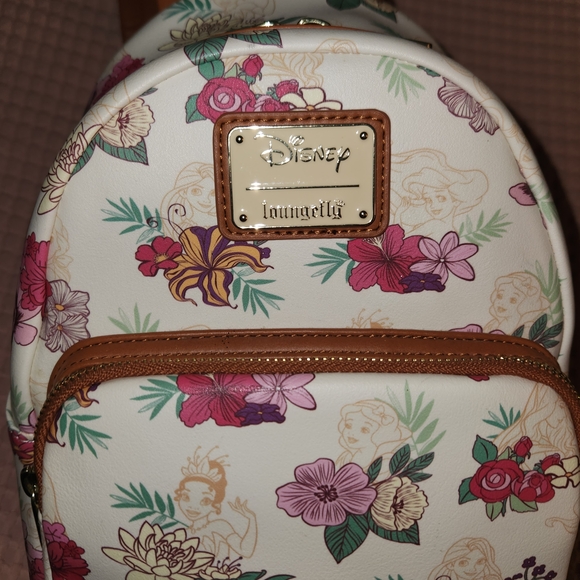 Loungefly Floral Backpack main image 6